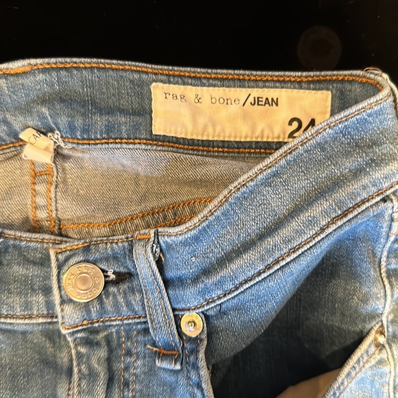 Rag and Bone Distressed Raw Hem Skinnies sz 24 - Picture 2 of 3